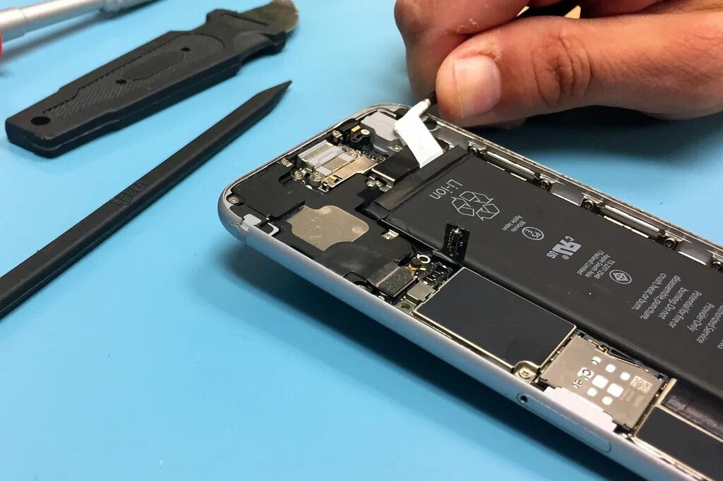 Iphone Battery Replacement in Washington Picture 1