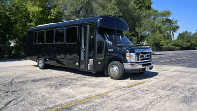 Party Bus Service in Hoffman Estates1
