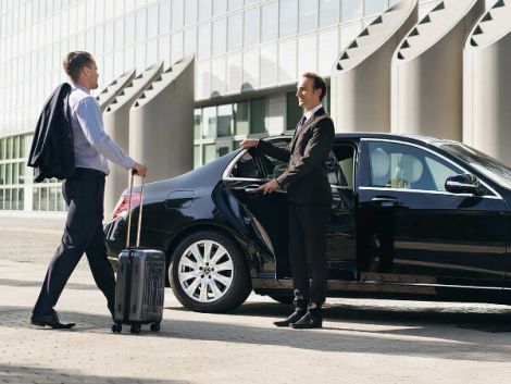 Airport Transfer to LaGuardia Airport