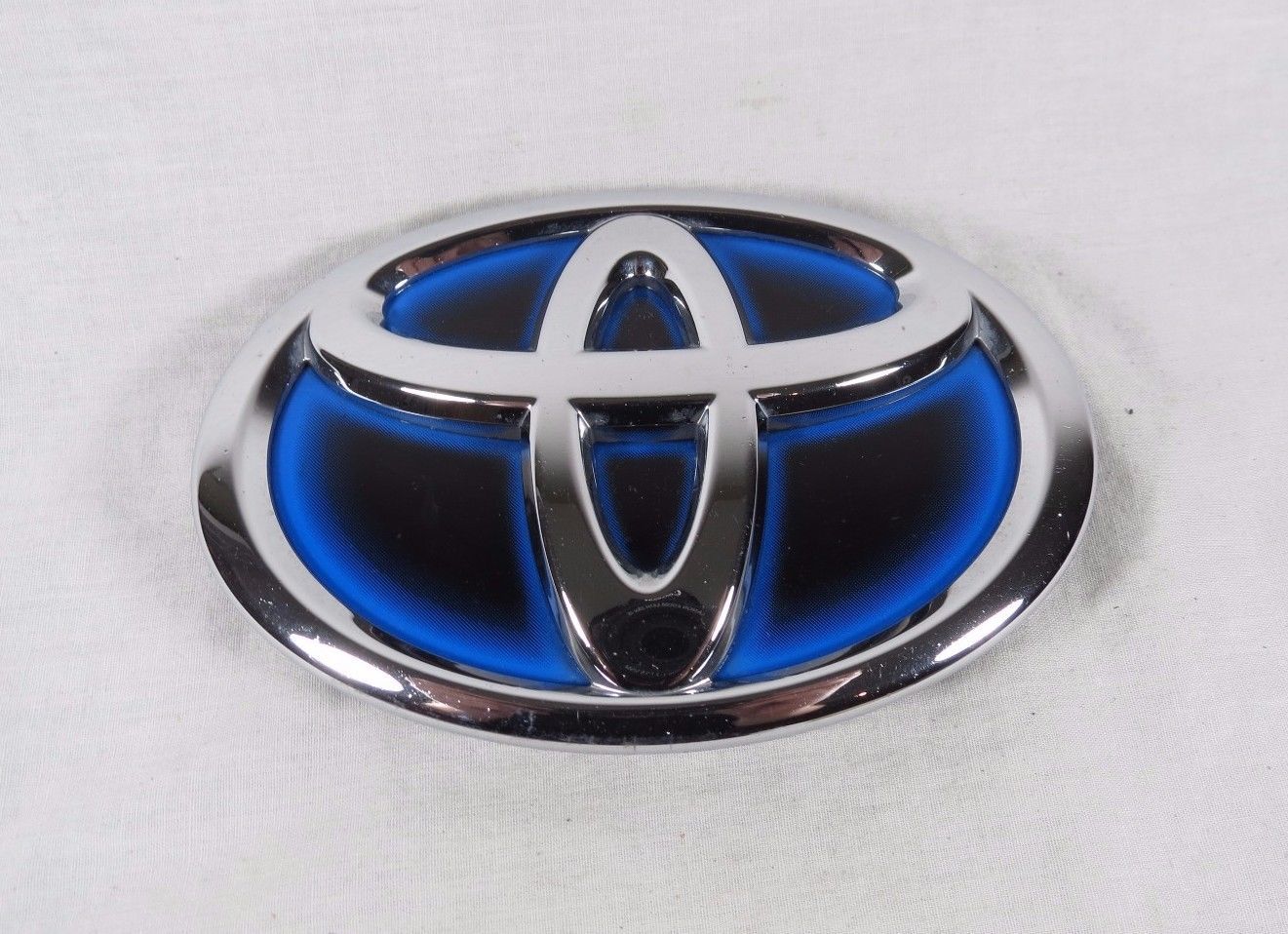 Expert Advice Awaits: Navigating Toyota Dealers in West Delhi for a Confident Purchase