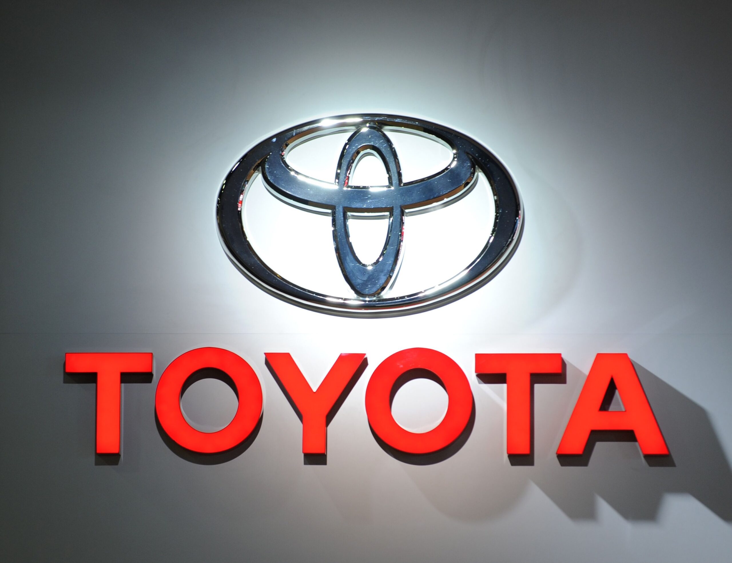 Navigating Your Purchase: With Experts at Toyota Showroom Paschim Vihar