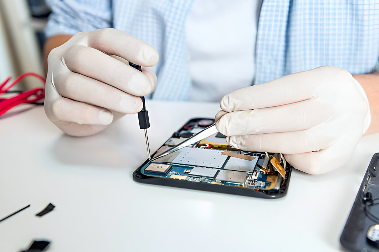 iPhone Repair in Lagrange