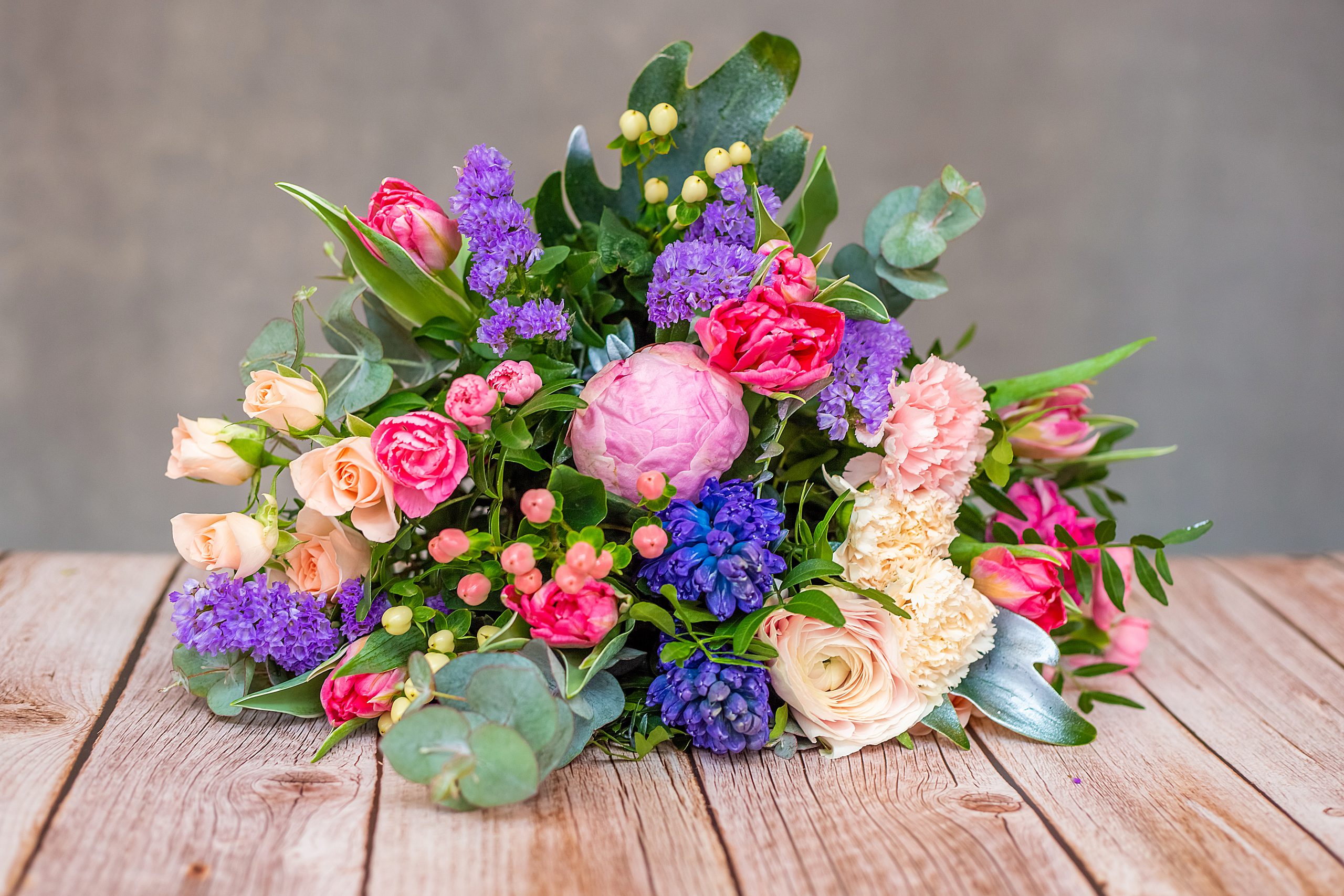 Easy Flower Decor Ideas for Busy People