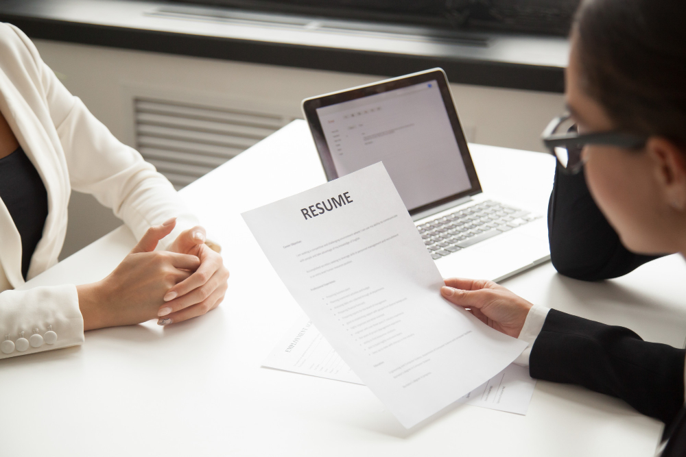 Cover Letter vs Resume: How to Create a Student Resume with No Experience