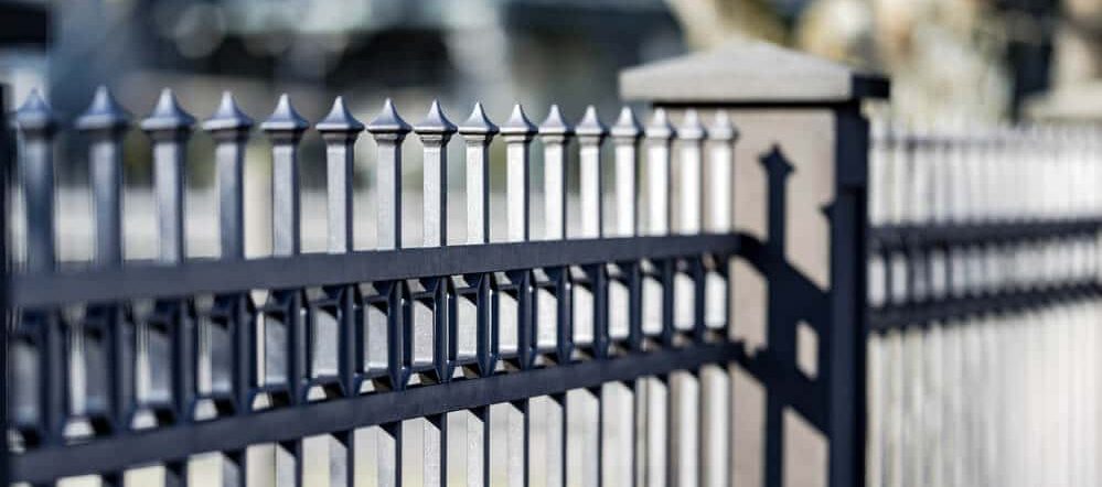 Fences Installation and Repair in Hollywood Hills