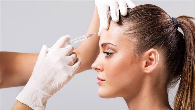 How Do Dermal Filler Injections Fight Ageing?