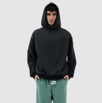 Versatile and Trendy: How to Rock the Men’s Cotton Cropped Hoodie This Season