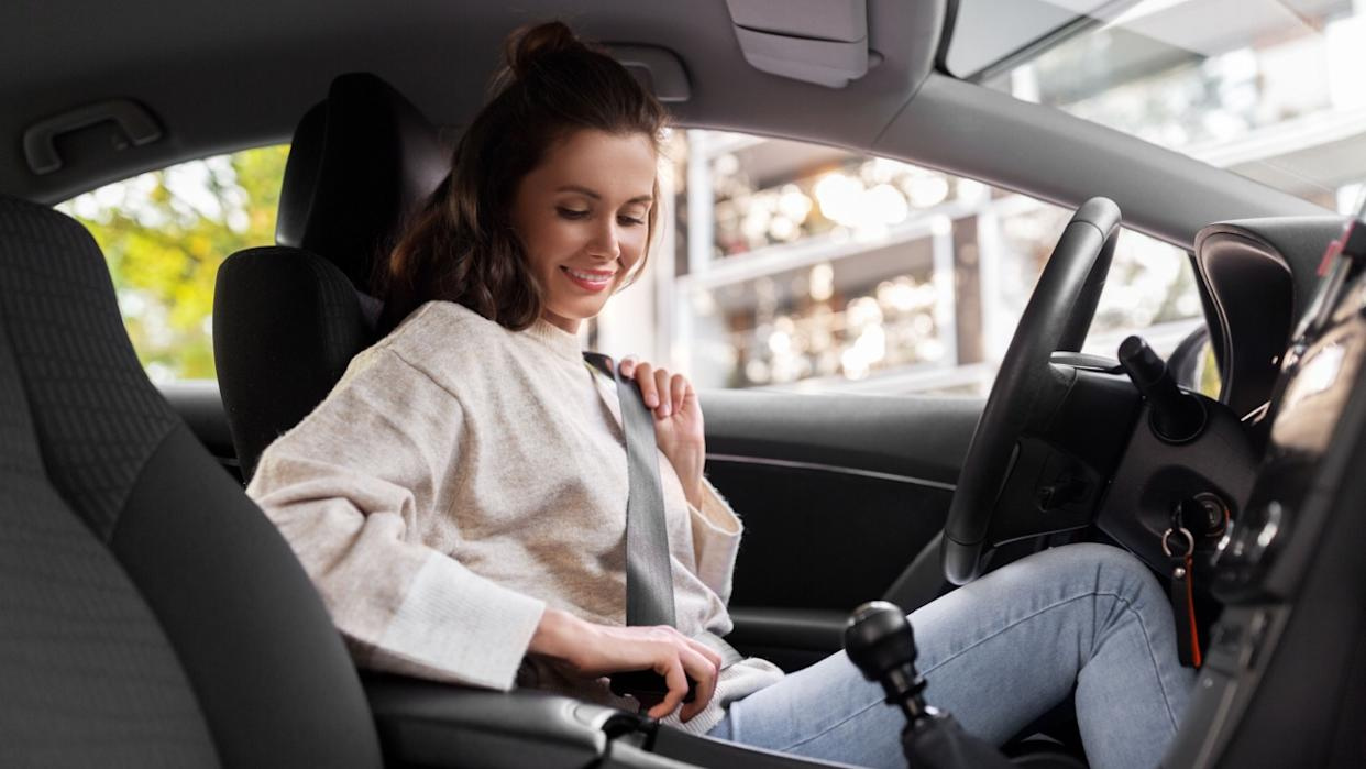 taxi from heathrow airport to gatwick airport
