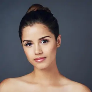 Facial Fillers in Jeddah: Instantly Refresh Your Look Without Surgery