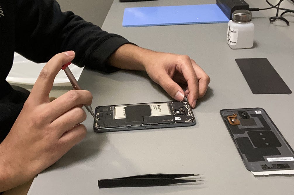 iPhone Screen Repair in Louisville