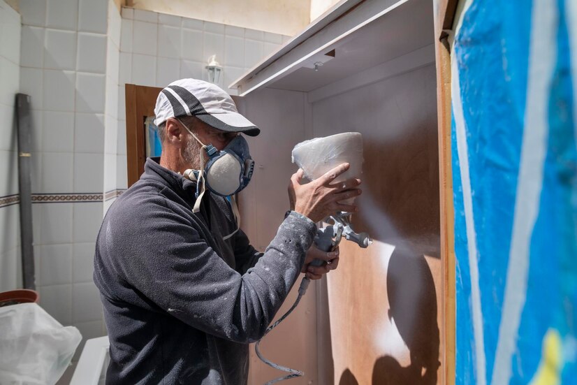 Signs You Need to Call Cabinet Painting Contractors for an Upgrade