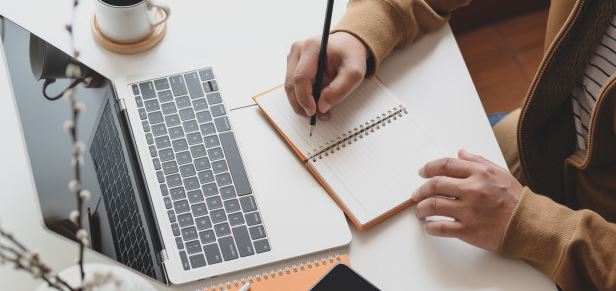 Mapping Digital Influence and the Shifting Economics of Mobile Engagement Across Regions