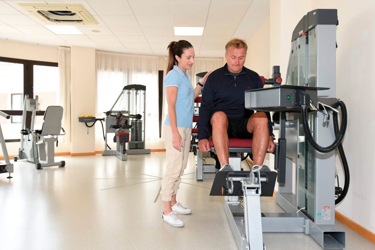 rehabilitacion-covid-en-javea-medifit-766x511-1