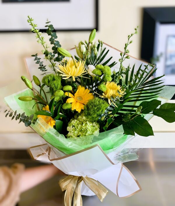 The Art of Gifting: Choosing the Perfect Birthday Flower Bouquet