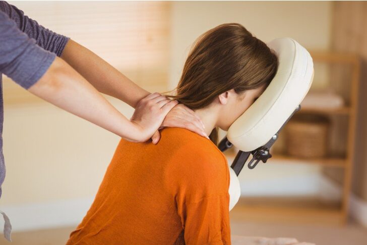 Say Goodbye to Knots: How Knead Massage Eases Chronic Pain Naturally