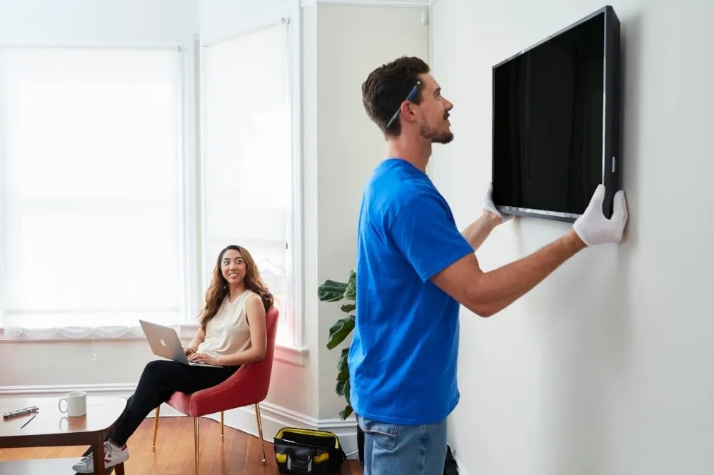 Expert TV Installation Services for Safe & Stylish Setup