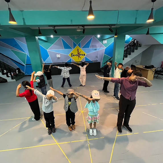 Experience the Best Bollywood Dance Class In Mahaveer Nagar with Buskers Dance Institute, Mahesh Nagar, Tonk Phatak