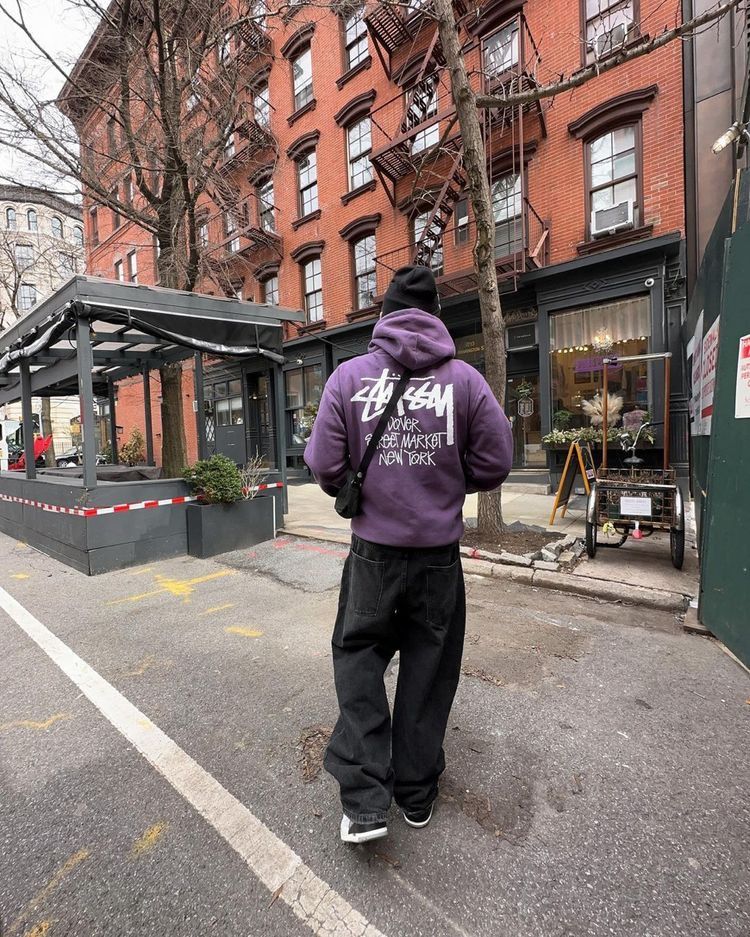 Frozen Streets, Painted Souls: Stussy x Rhude Graffiti Style in Atlanta’s Coldest Season