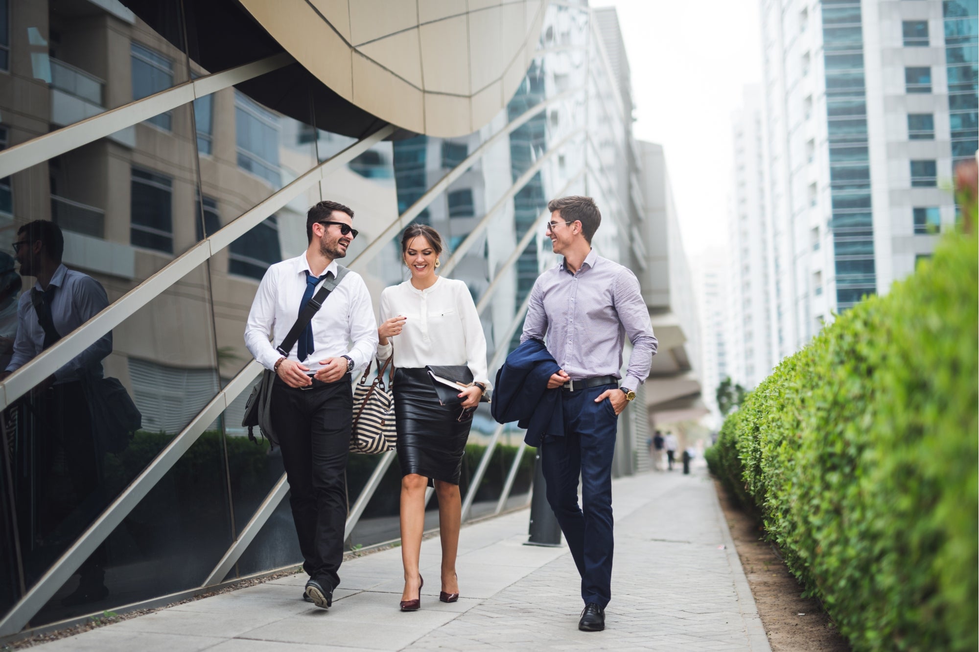 Why is clear and frequent communication vital when dealing with UAE visa customer service?