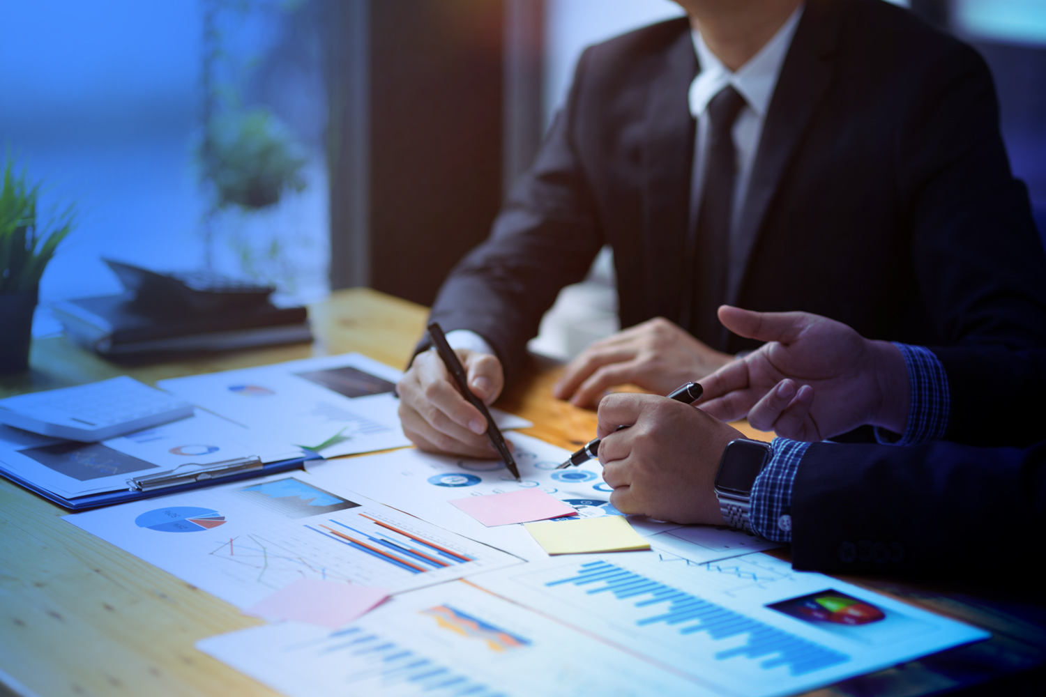 Capital Raising Services vs. Capital Advisory Services: What Founders Need to Know