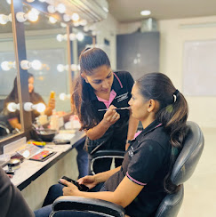 LAKMÉ ACADEMY POWERED BY APTECH – KHARADI:- Professional Makeup Courses in Kharadi