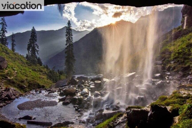 Rivers-Waterfalls-Scenic-Views-Manalis-Natural-Wonders-2