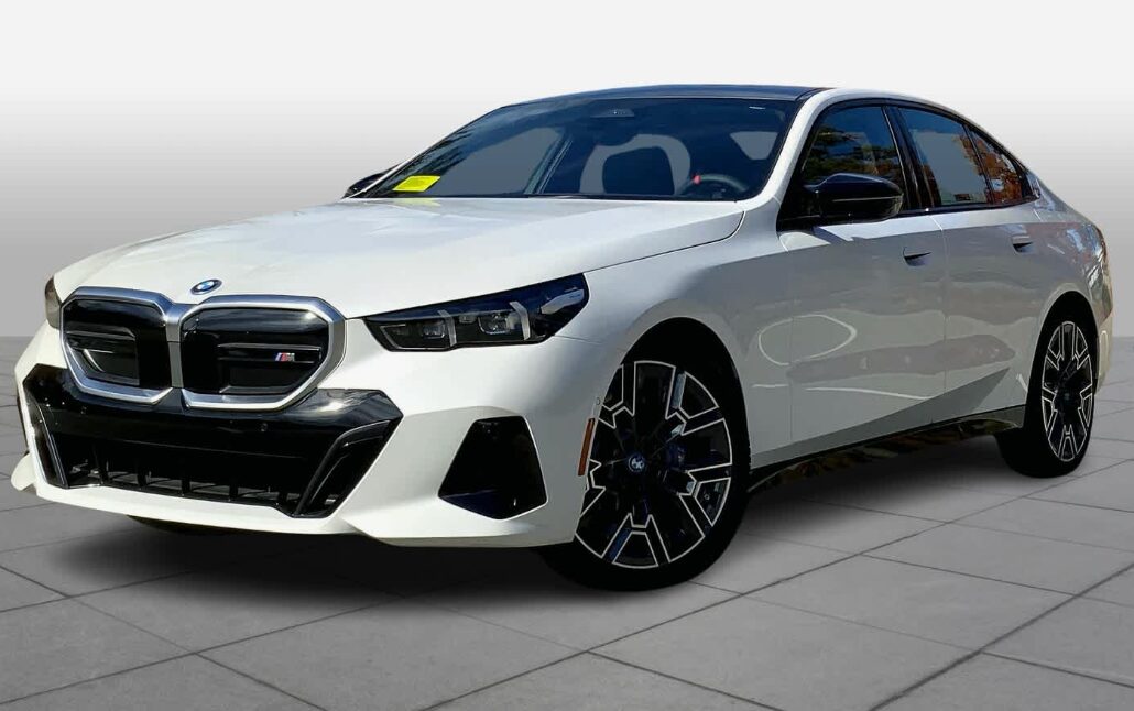 The Benefits of Buying and Servicing Your BMW Locally