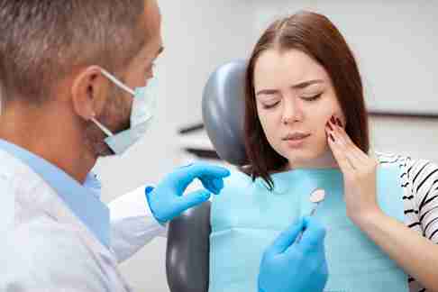 Understanding Why Implant Infections Occur After Dental Procedure