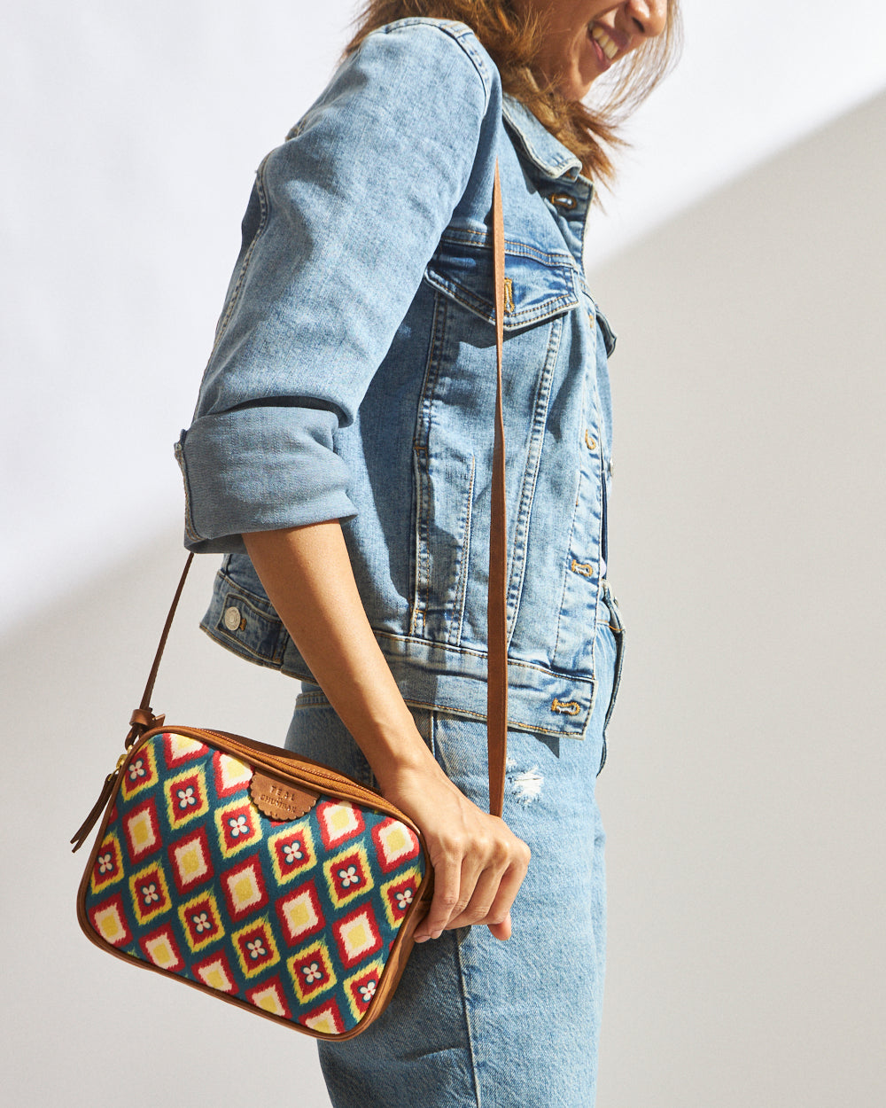 Why Sling Bags Are the Perfect Blend of Style and Function