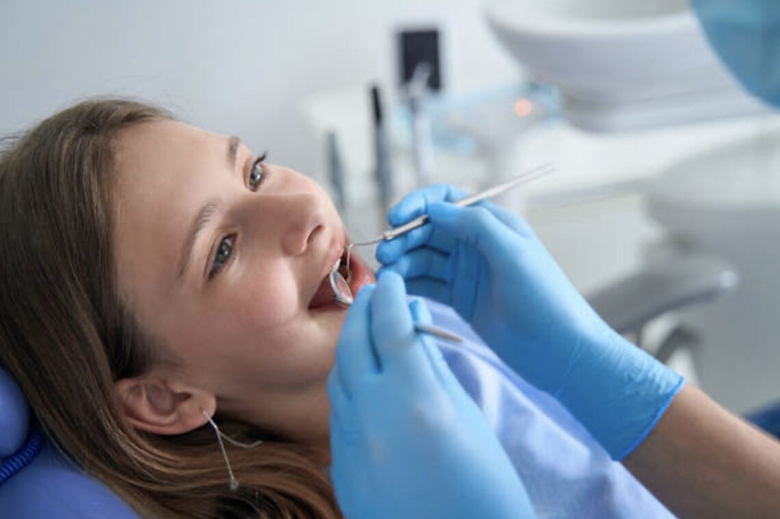 Dental-Hygienist-Explains-Yellow-Teeth-Caus