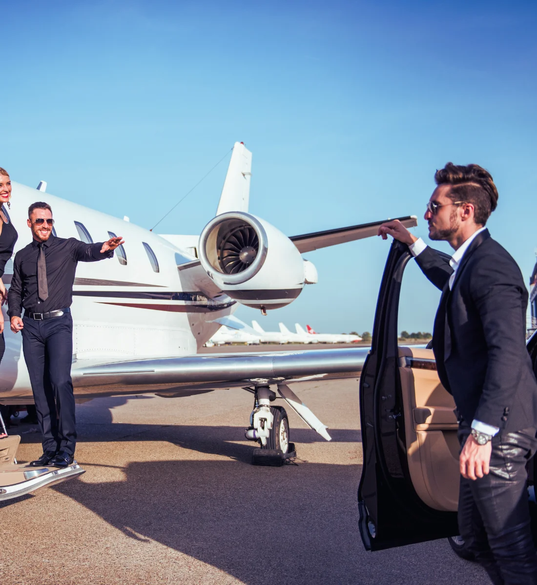 How Technology is Transforming Airport Taxi Services and Making Them Easy to Hire?