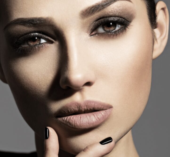 Oberlidstraffung Zürich: Ihr Weg zum wachen Blick durch Expertenhand