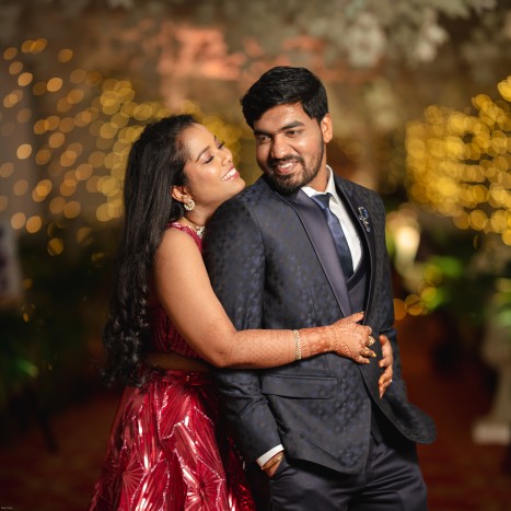 Couple Goals: Fun, Playful Wedding Photography Poses