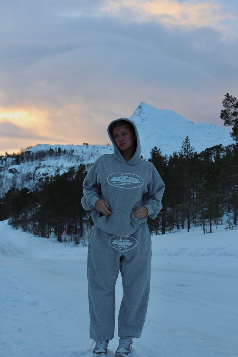 The Modern Streetwear Edge of Corteiz Official Collection