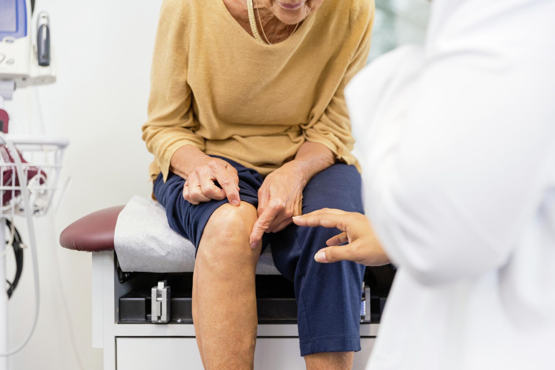 Immobilization For Knee Hurts When Straightened