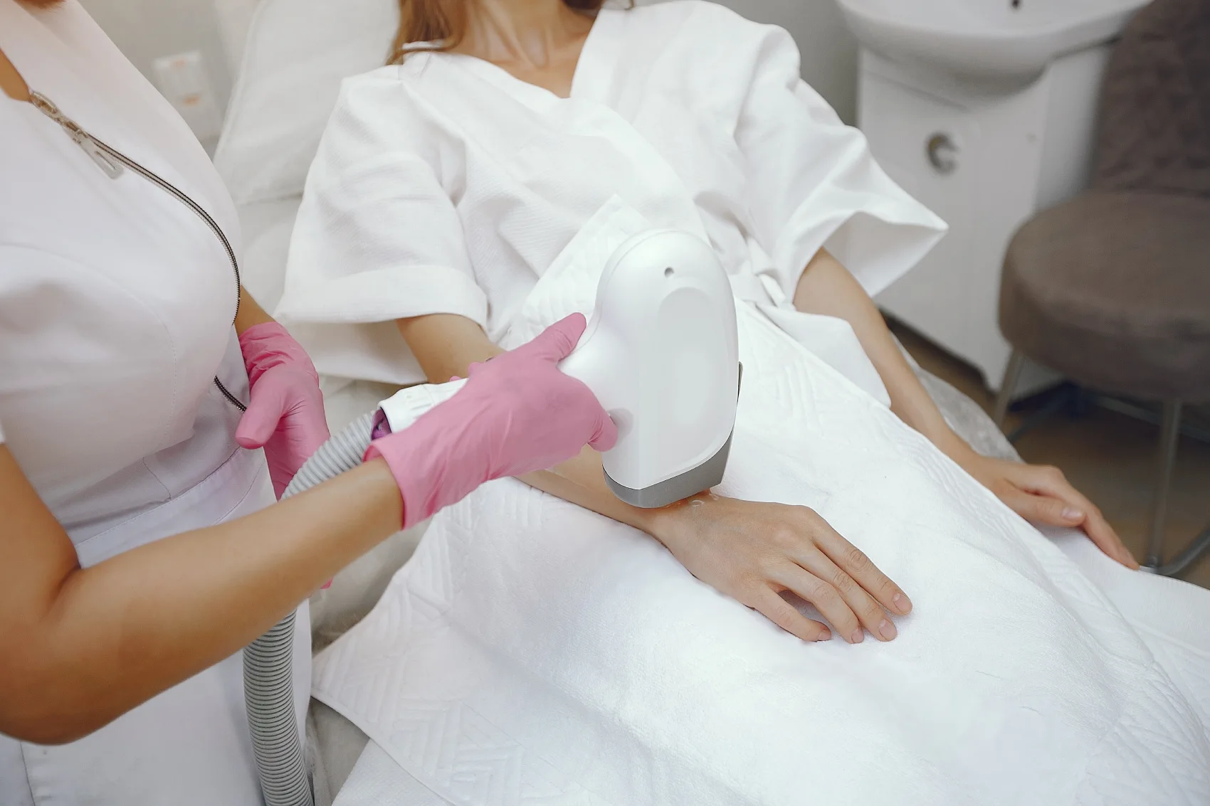 Toronto Laser Hair Removal for Smooth, Clean, and Low-Maintenance Skin
