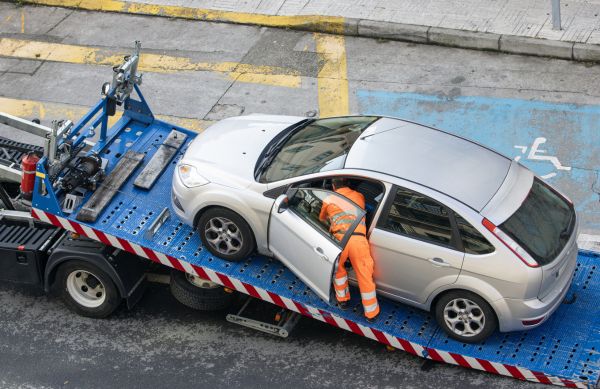 Things To Know Before You Call a Car Towing Service
