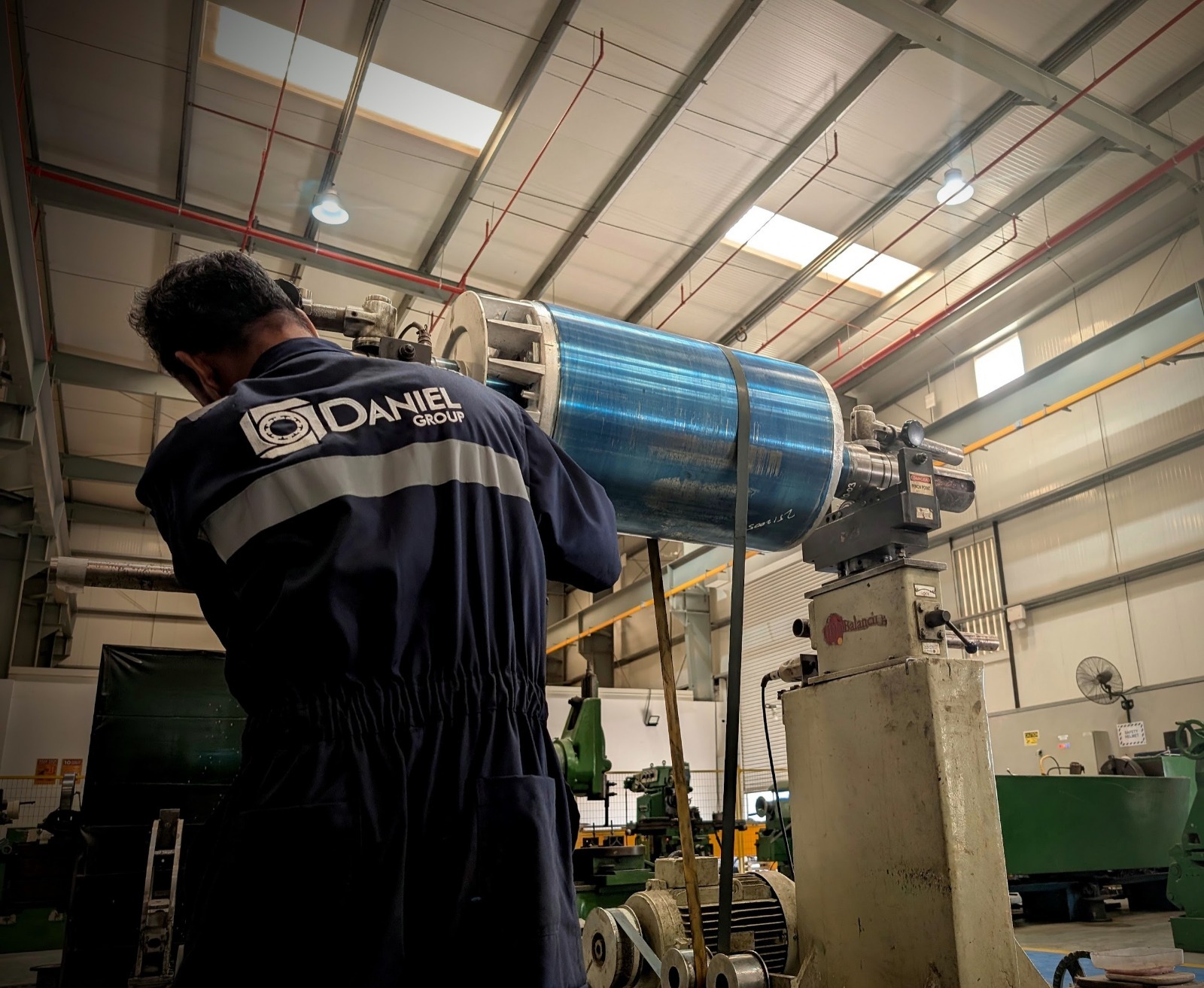 Top Benefits of Hiring a Professional Dynamic Balancing Company for Heavy Machinery