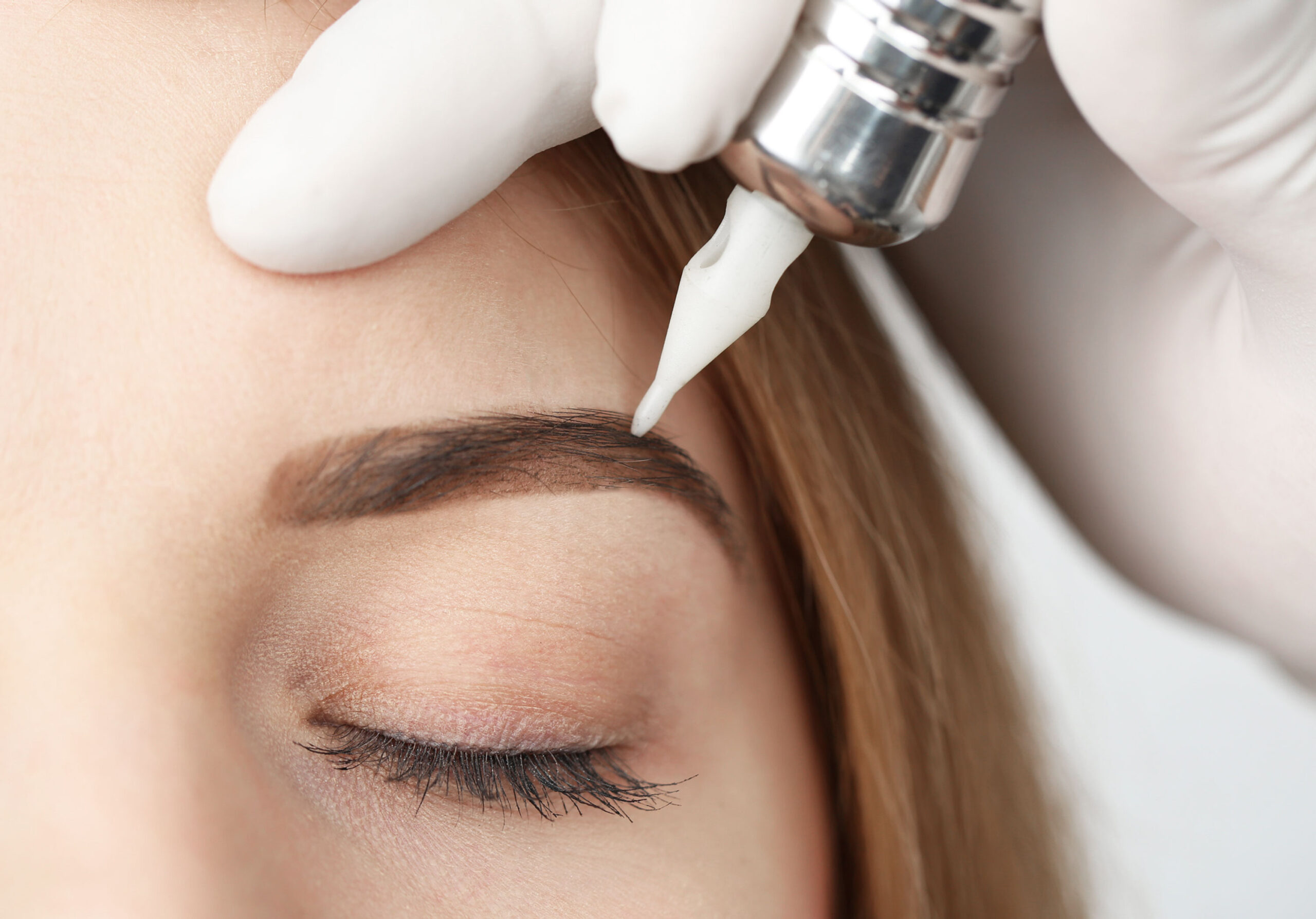 Eyebrow Tattoo Near Me: Tips for Natural-Looking Results