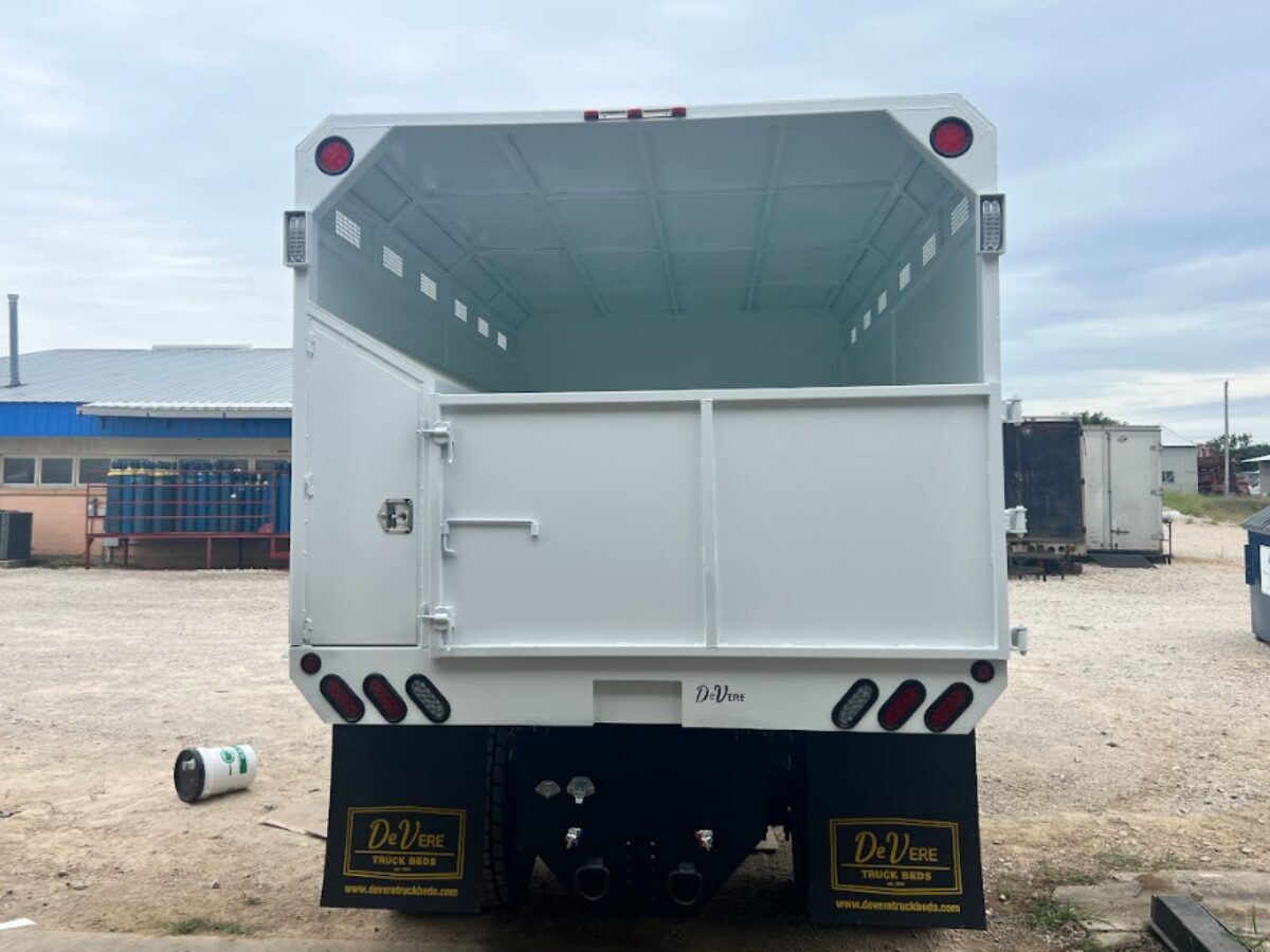 The Advantage of Buying American-Made Truck Beds for Demanding Industries