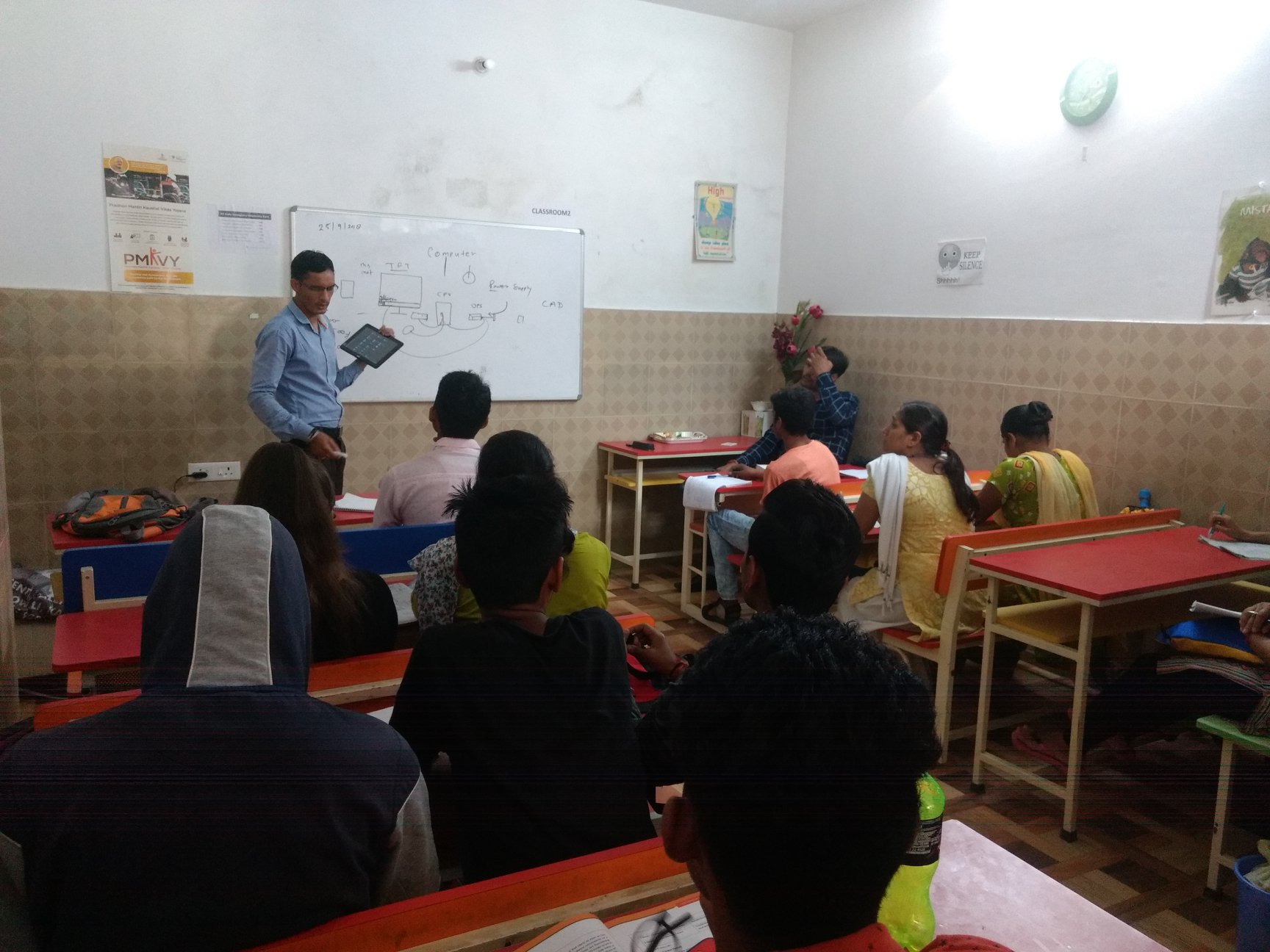 How to Choose the Right Learning and Development Training Course