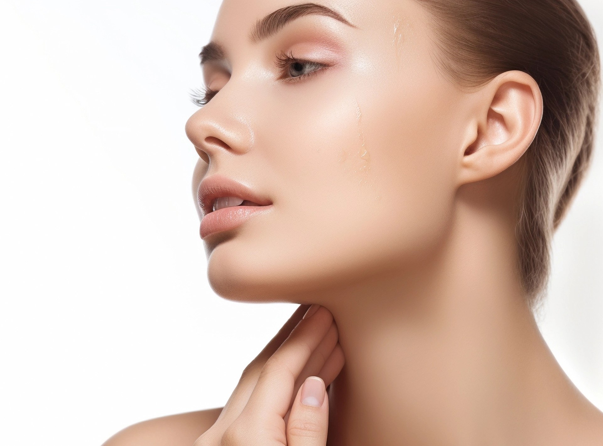 Glutathione Injections in Dubai reveal youthful radiant skin glow?