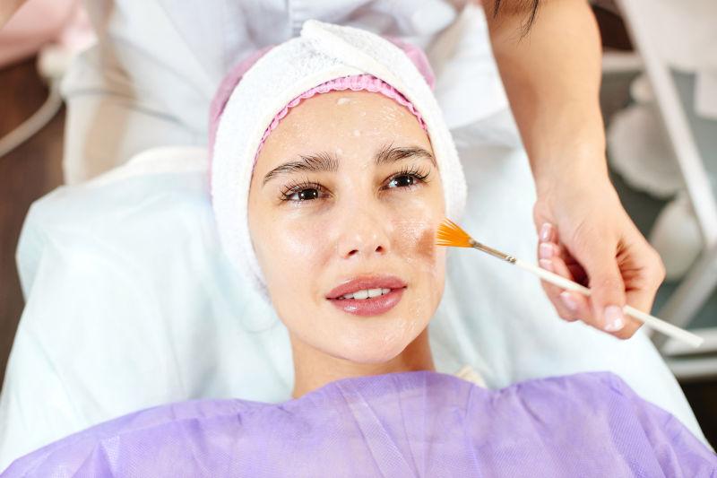 Does Chemical Peel Remove Dead Skin Cells Safely?