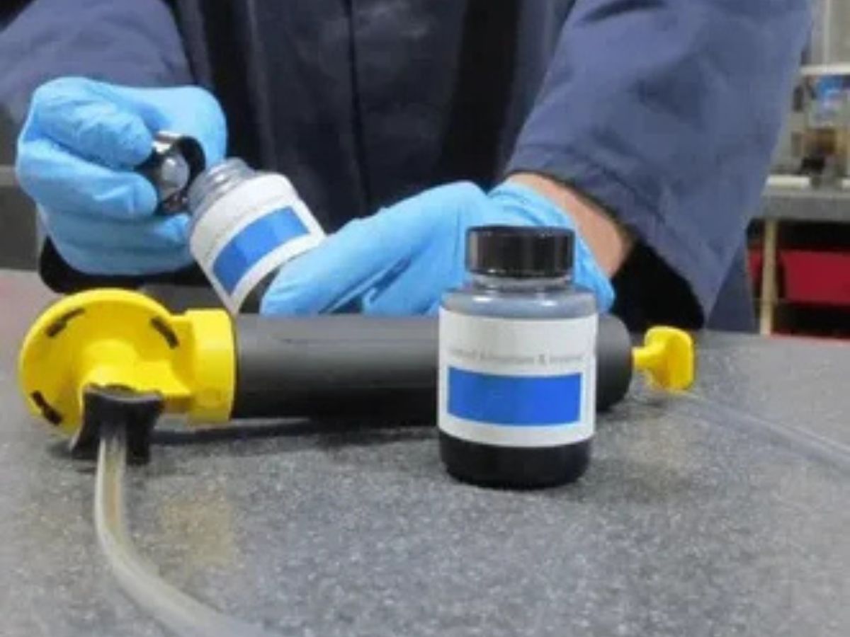 How a Marine Oil Sampling Kit Improves Yacht Maintenance Efficiency