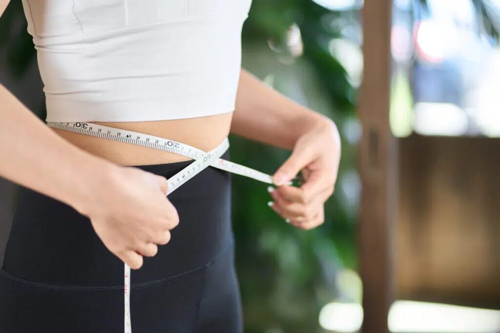 Where do slimming machines reduce inches without surgery?