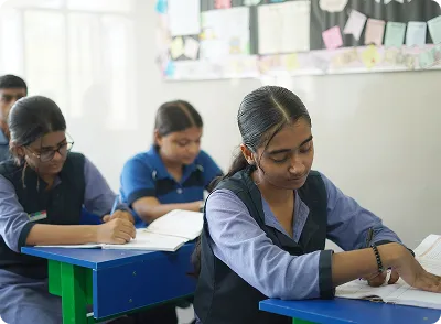 Does Lucknow Public School Have Well-Equipped STEM Labs and Activity Rooms for Students?