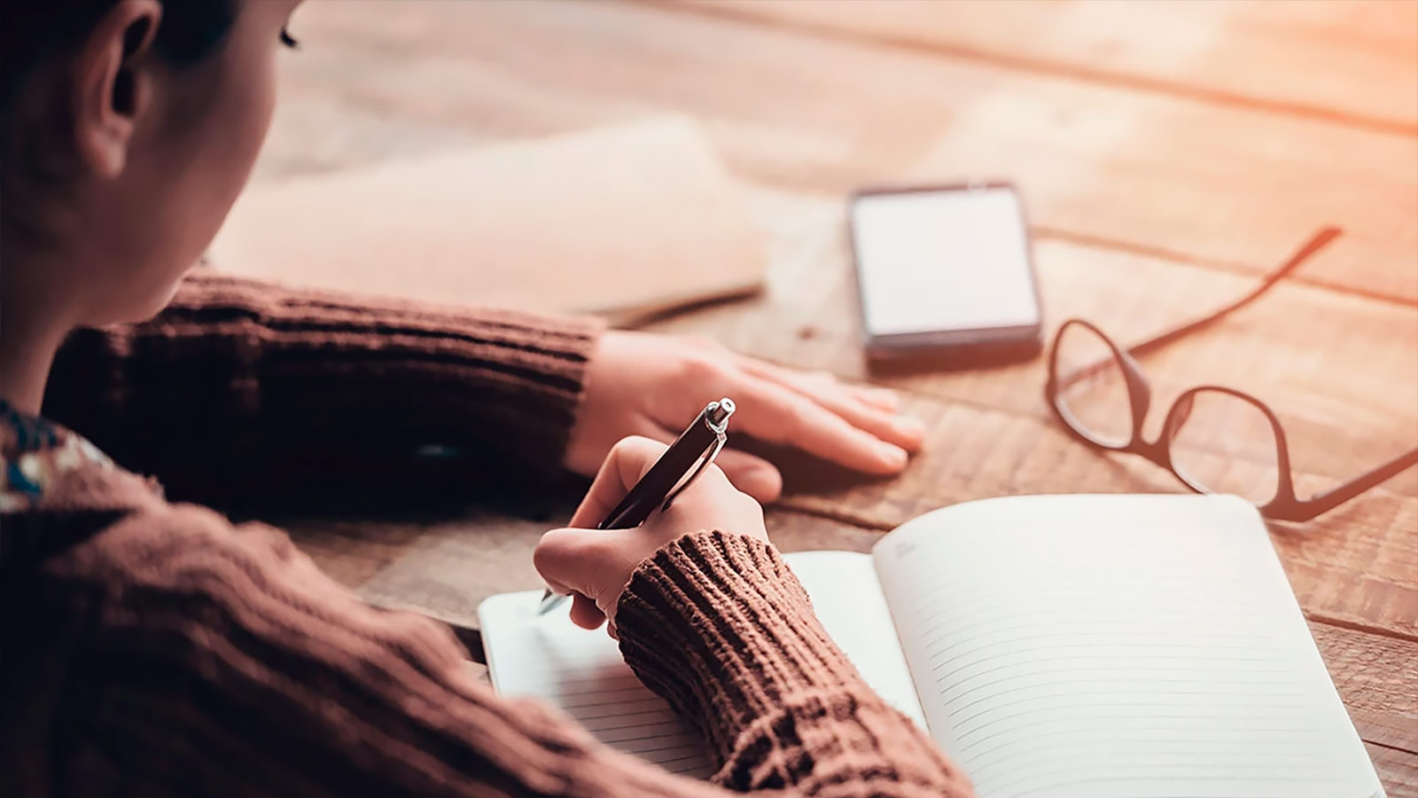 Transforming Business Communication with Custom Story Writing Services