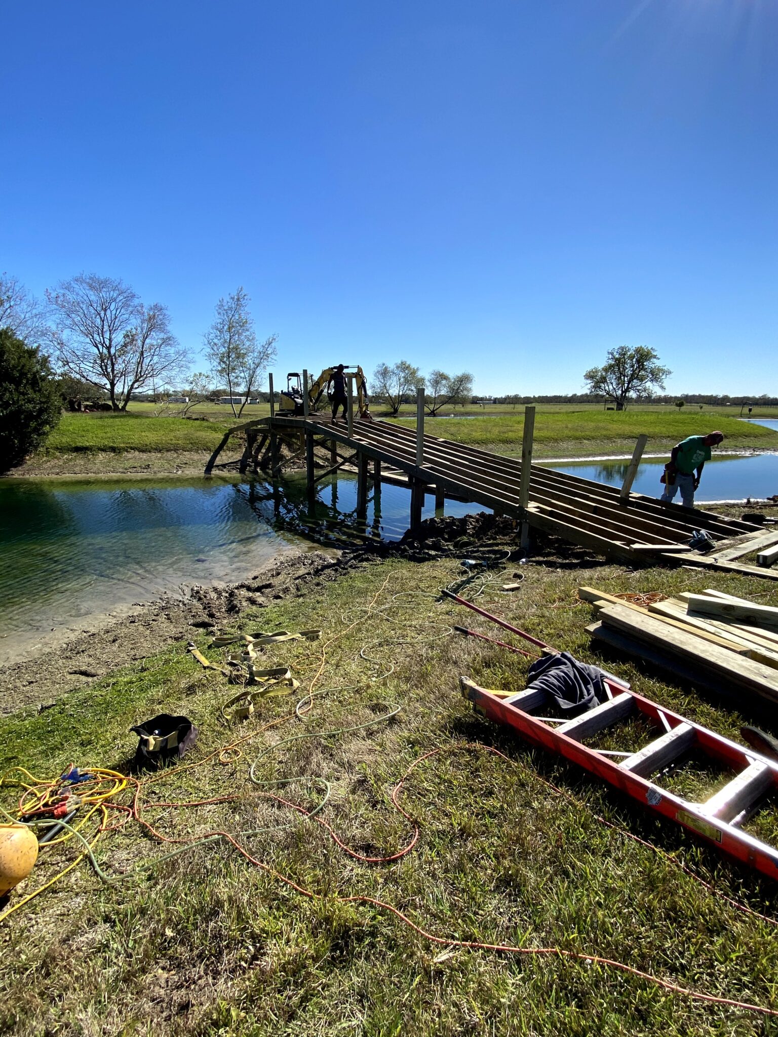 What to Know Before Starting a Pier Construction Project Near Waterfront Properties