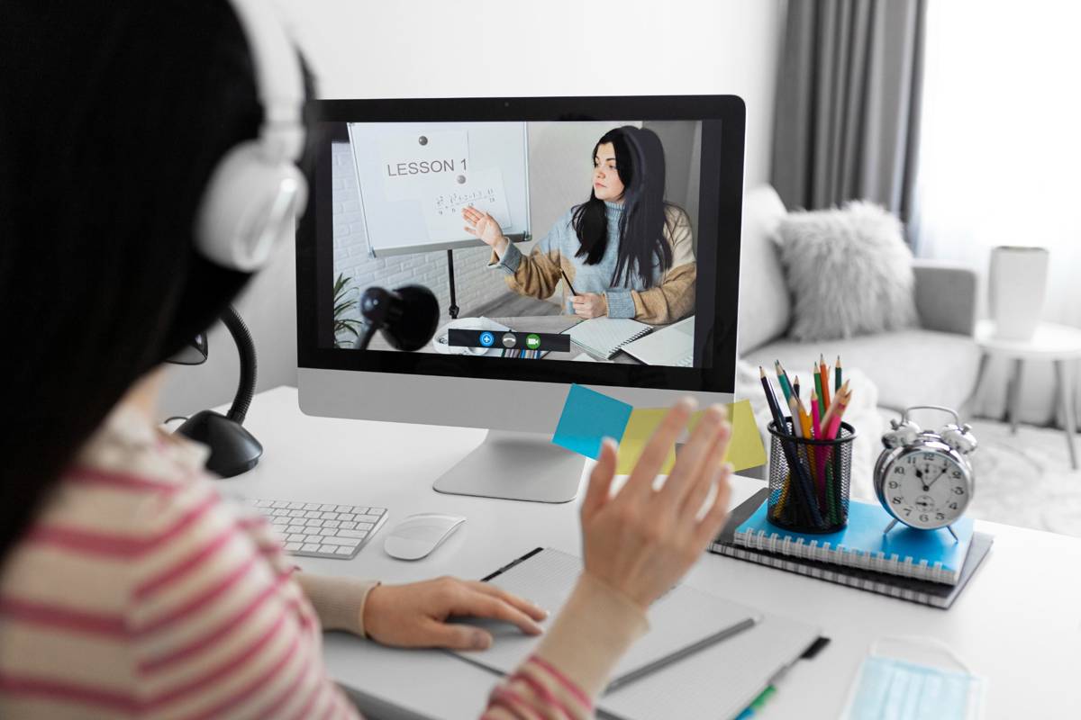 How to Get a Valid Diploma in Italy Through Online Learning