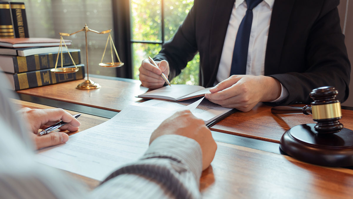 Finding the Right Lawyers in Bracknell Made Simple